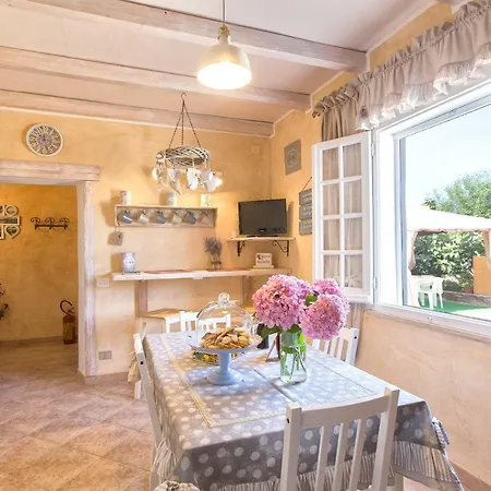 Casa Vacanze La Guzzetta Ranch Holiday home