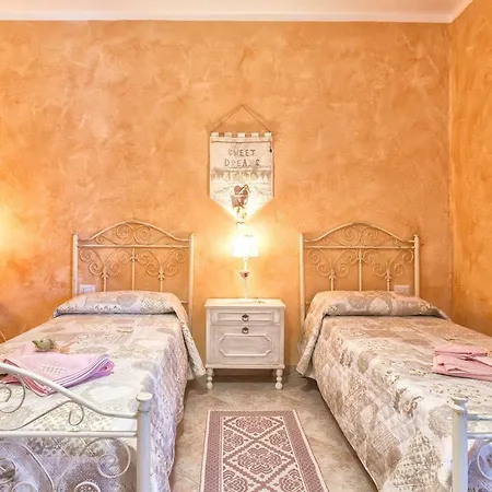 Holiday home Casa Vacanze La Guzzetta Ranch *