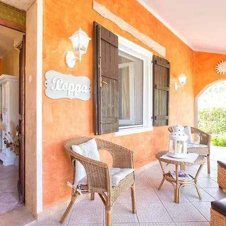 Holiday home Casa Vacanze La Guzzetta Ranch Canaglia