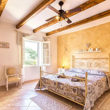 Holiday home Casa Vacanze La Guzzetta Ranch Canaglia