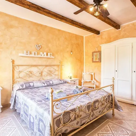Casa Vacanze La Guzzetta Ranch Holiday home Canaglia