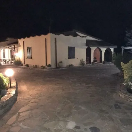 Casa Vacanze La Guzzetta Ranch *